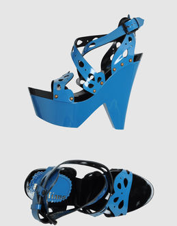 JOHN GALLIANO - CALZATURE - Sandali con plateau - su YOOX.COM