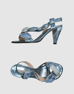 MARC JACOBS - CALZATURE - Sandali con tacco - su YOOX.COM