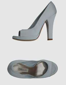 MARC JACOBS - CALZATURE - Decolletes con plateau - su YOOX.COM