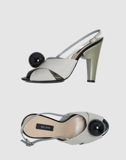 MARC JACOBS - CALZATURE - Sandali con tacco - su YOOX.COM