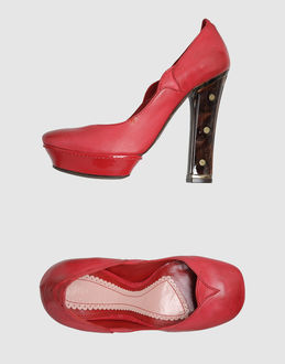 JOHN GALLIANO - CALZATURE - Decolletes con plateau - su YOOX.COM