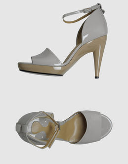 CHLOE' - CALZATURE - Sandali con plateau - su YOOX.COM
