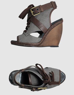 PIERRE HARDY - CALZATURE - Zeppe - su YOOX.COM