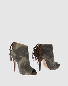ONLY 4 STYLISH GIRLS BY PATRIZIA PEPE - CALZATURE - Stivaletti - su YOOX.COM