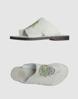 CENTO X CENTO - CALZATURE - Infradito - su YOOX.COM