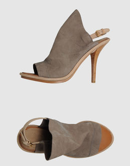 STRATEGIA - CALZATURE - Sandali con plateau - su YOOX.COM