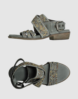 STRATEGIA - CALZATURE - Sandali con tacco - su YOOX.COM