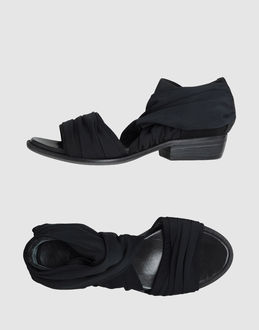 JFK - CALZATURE - Sandali con tacco - su YOOX.COM