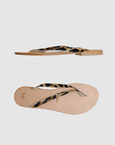 ZOOM JFK - Flip flops