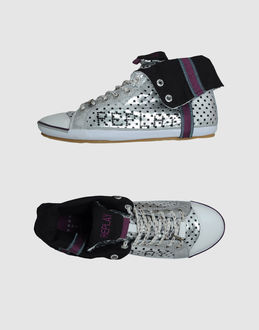 REPLAY - CALZATURE - Sneakers alte - su YOOX.COM