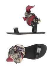 AVEC MODÉRATION - Sandals
