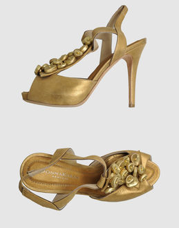 DONNA KARAN - CALZATURE - Sandali con plateau - su YOOX.COM