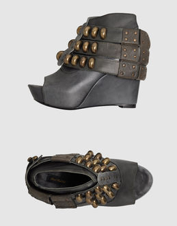 DIESEL BLACK GOLD - CALZATURE - Zeppe - su YOOX.COM