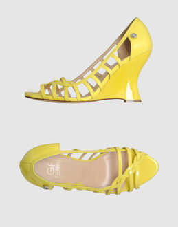 GF FERRE' - CALZATURE - Zeppe - su YOOX.COM