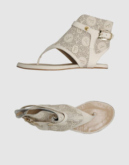 FERRE' - CALZATURE - Infradito - su YOOX.COM