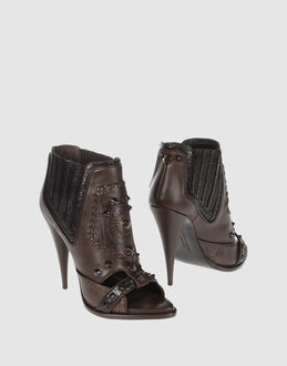 GIVENCHY - CALZATURE - Stivaletti - su YOOX.COM