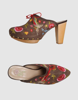 UAD MEDANI - CALZATURE - Sabot - su YOOX.COM