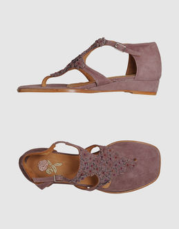 UAD MEDANI - CALZATURE - Infradito - su YOOX.COM