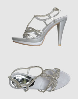 BROOKE LOGAN - CALZATURE - Sandali con plateau - su YOOX.COM