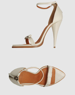 GIVENCHY - CALZATURE - Sandali con tacco - su YOOX.COM