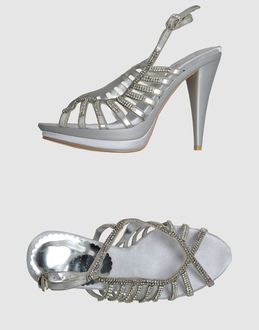 BROOKE LOGAN - CALZATURE - Sandali con plateau - su YOOX.COM