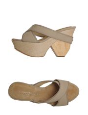 DONNA KARAN - Sandali con plateau