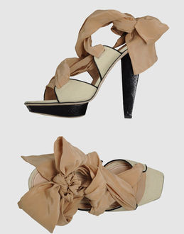 APERLAI - CALZATURE - Sandali con plateau - su YOOX.COM