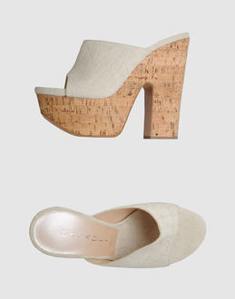 CASADEI - CALZATURE - Sandali con plateau - su YOOX.COM
