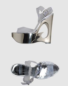 EMILIO PUCCI - CALZATURE - Zeppe - su YOOX.COM