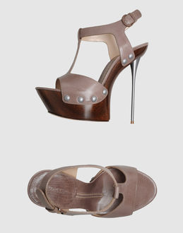 CASADEI - CALZATURE - Sandali con plateau - su YOOX.COM