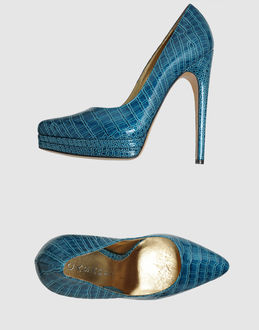 CASADEI - CALZATURE - Decolletes con plateau - su YOOX.COM