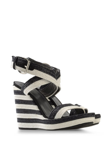 ZOOM STUART WEITZMAN - Wedge