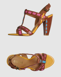 GUESS - CALZATURE - Sandali con tacco - su YOOX.COM