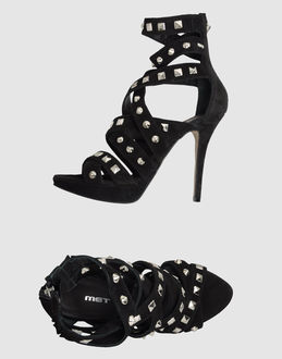 MET - CALZATURE - Sandali con plateau - su YOOX.COM