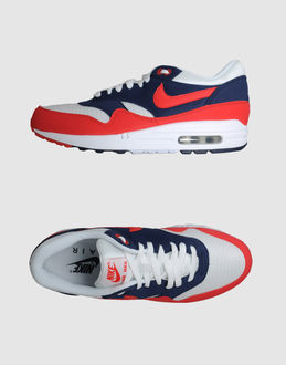 NIKE - SCHUHE - Sneakers - bei YOOX.COM