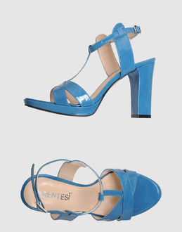 PARENTESI - CALZATURE - Sandali con plateau - su YOOX.COM