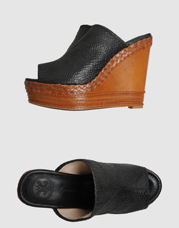 MODERN VINTAGE - CALZATURE - Zeppe - su YOOX.COM