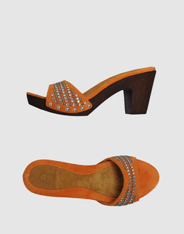 ENRICO FANTINI - CALZATURE - Sandali con tacco