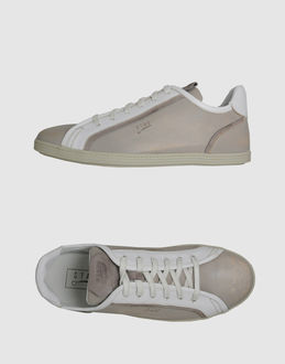 STAU - CALZATURE - Sneakers - su YOOX.COM