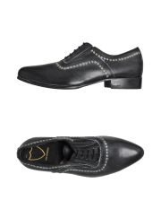 HTC - Laced shoes