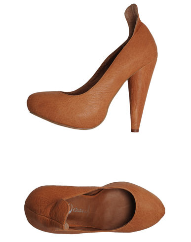 ZOOM JEFFREY CAMPBELL - Court