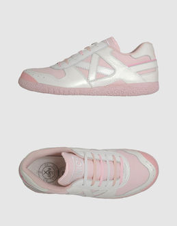 MUNICH - CALZATURE - Sneakers - su YOOX.COM