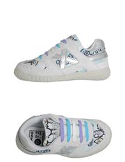 MUNICH - Sneakers