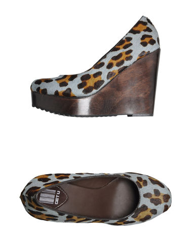 ZOOM GET U - Wedge