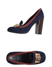 TORY BURCH - Closed-toe slip-ons 
