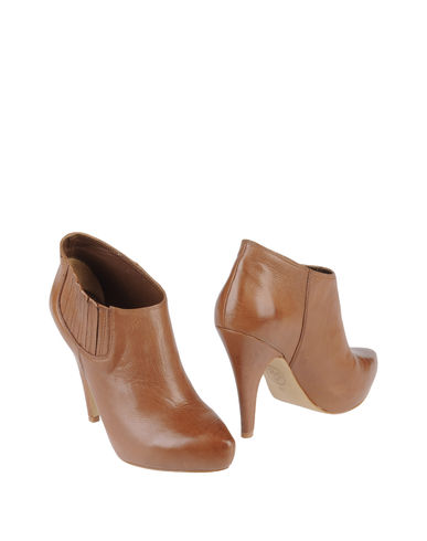 ZOOM ASH - Ankle boots