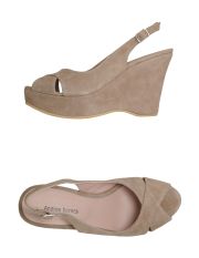 ANDREA BERNES - Wedge