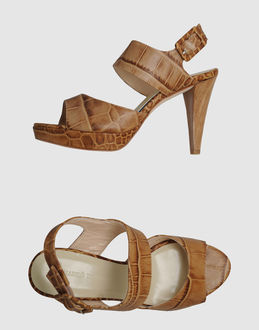 MLD MARILÓ DOMÍNGUEZ - SCHUHE - Plateausandalen - bei YOOX.COM