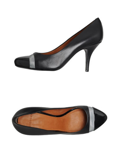 ZOOM GIVENCHY - Closed-toe slip-ons