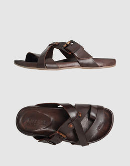 TARGET - CALZATURE - Infradito - su YOOX.COM